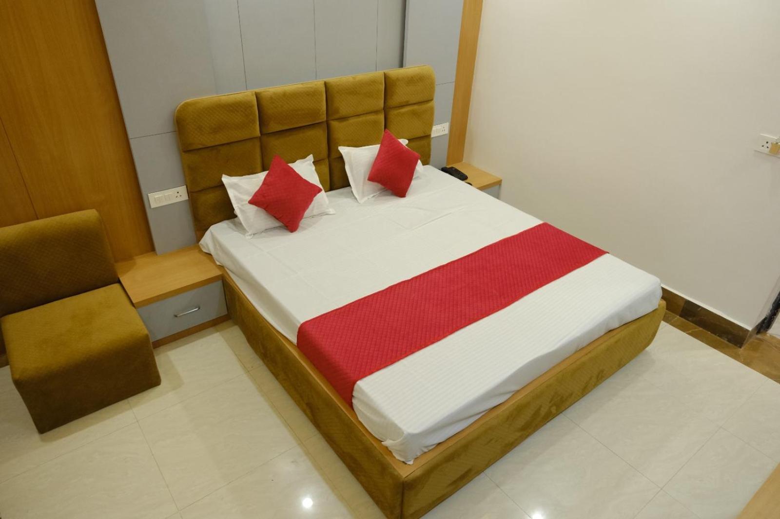 Hotel Golden Continental Deoghar Eksteriør billede