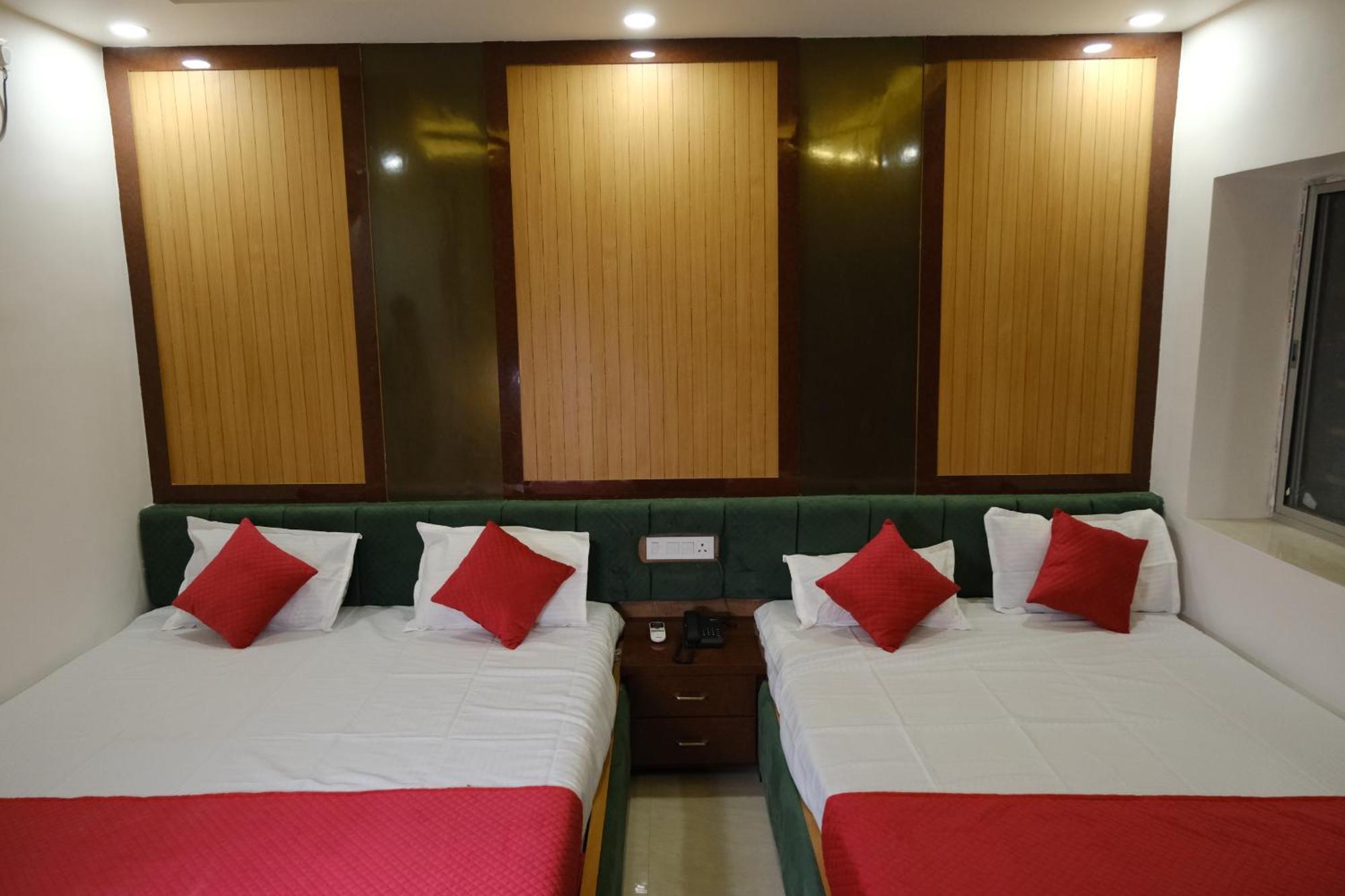 Hotel Golden Continental Deoghar Eksteriør billede