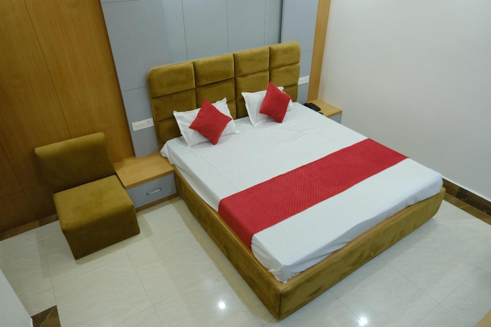 Hotel Golden Continental Deoghar Eksteriør billede