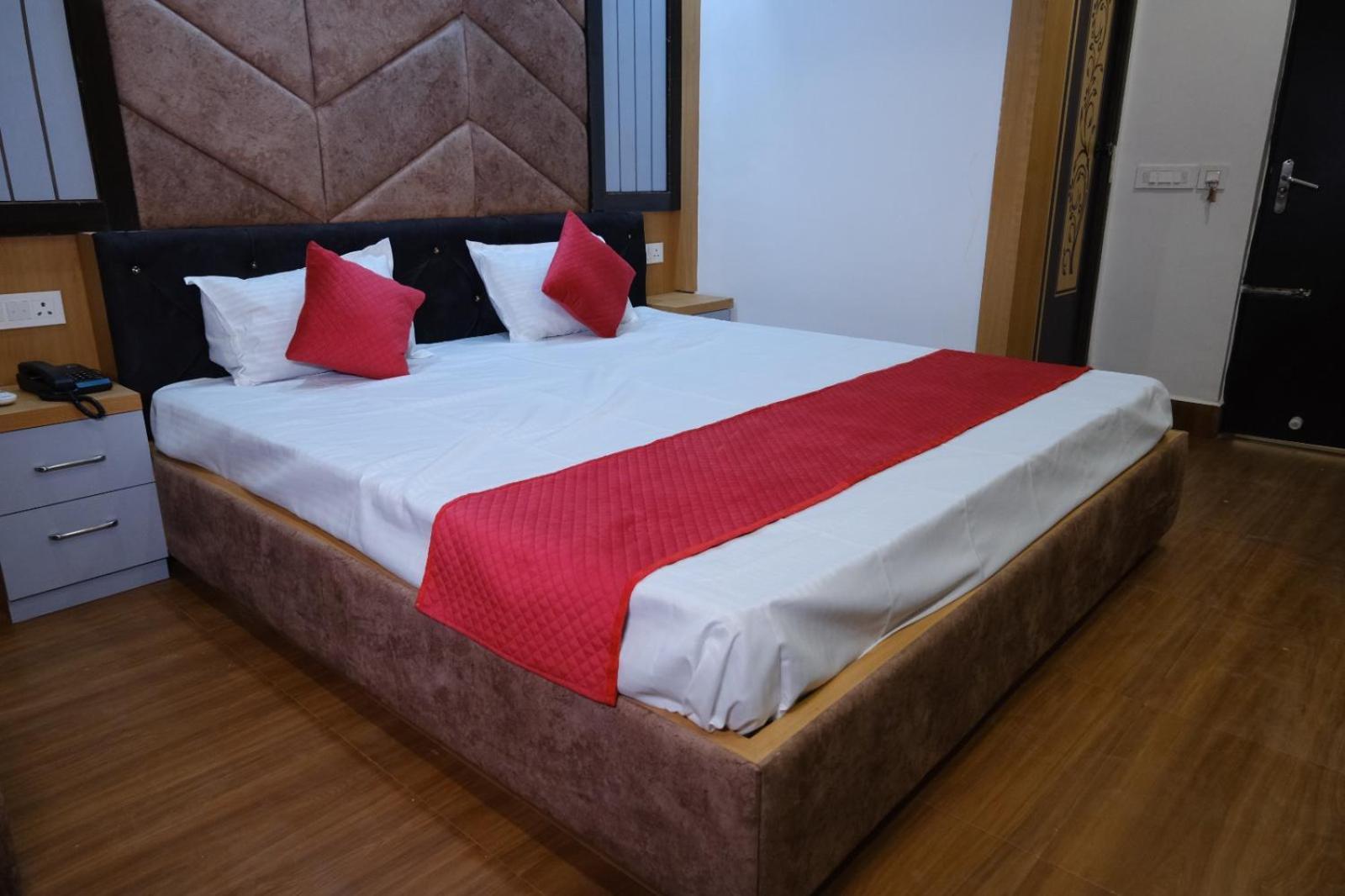 Hotel Golden Continental Deoghar Eksteriør billede